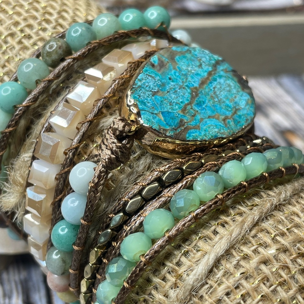 Long Strand Bracelet: Aquatone